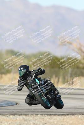 media/Dec-01-2025-Moto Forza (Mon) [[2daa91e15f]]/2-Intermediate Group/Session 3 (Turn 3)/